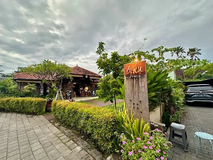 biku seminyak