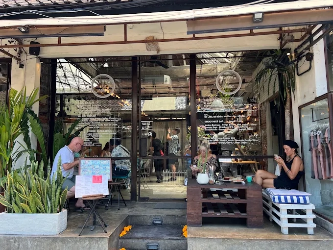 crumb and coaster kuta