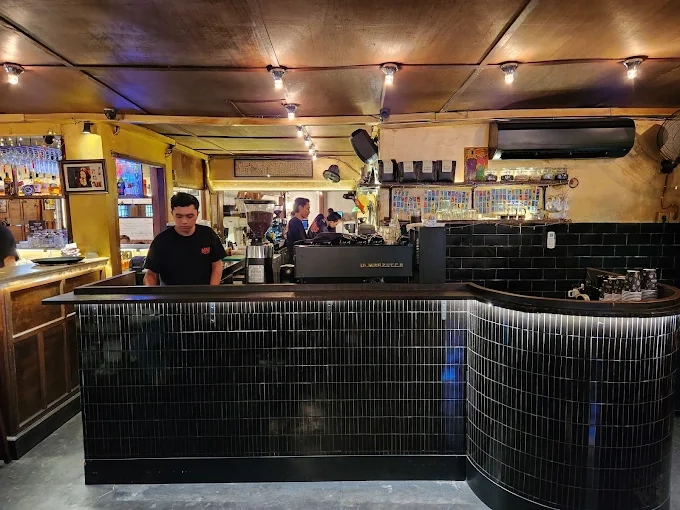 revolver espresso seminyak