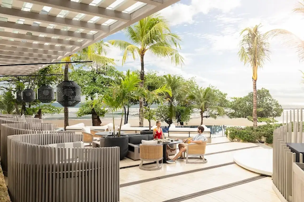 Skai Bar & Grill Christmas 2025