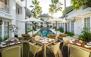 pool side at the colony hotel bali