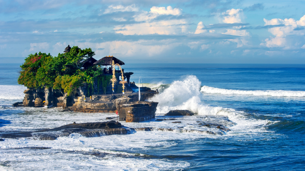 tanah lot temple, bali