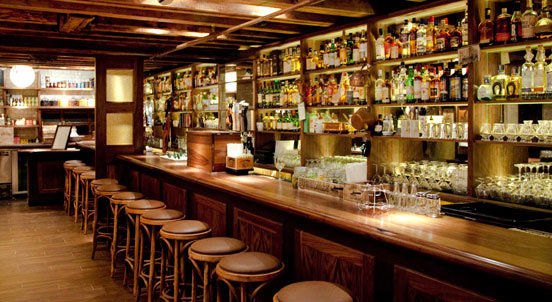 cocktail bars in seminyak, bali
