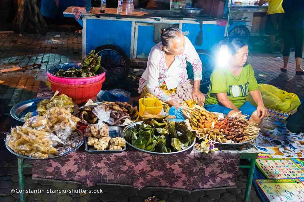 gianyar night market in bali