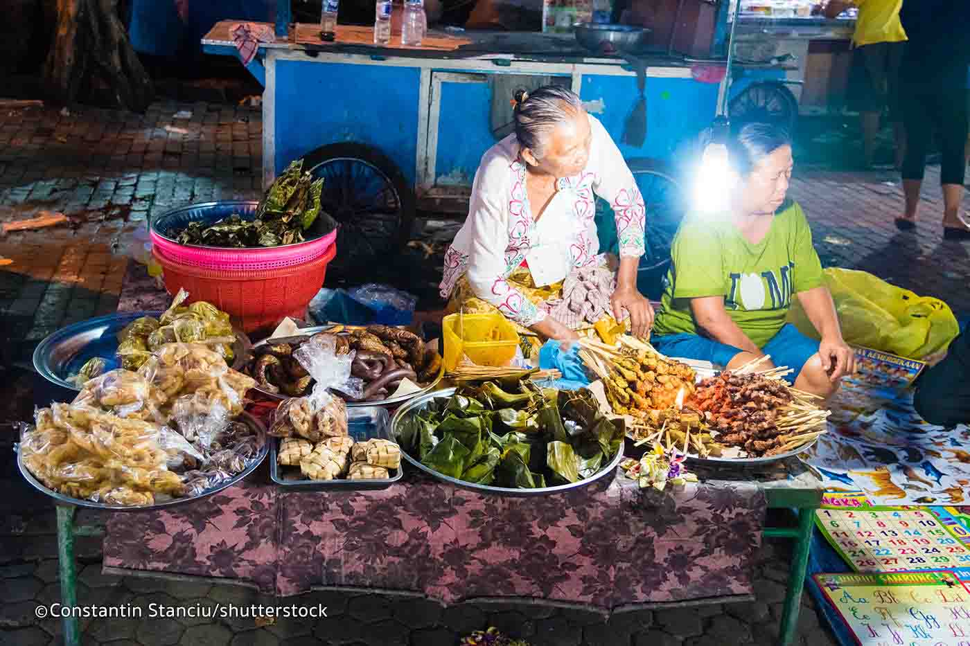 gianyar night market in bali