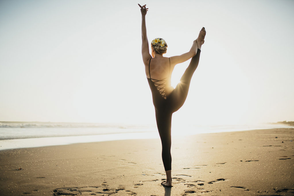 yoga in beach bali