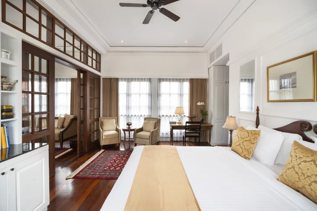 club suite, one of the colony hotel bali room