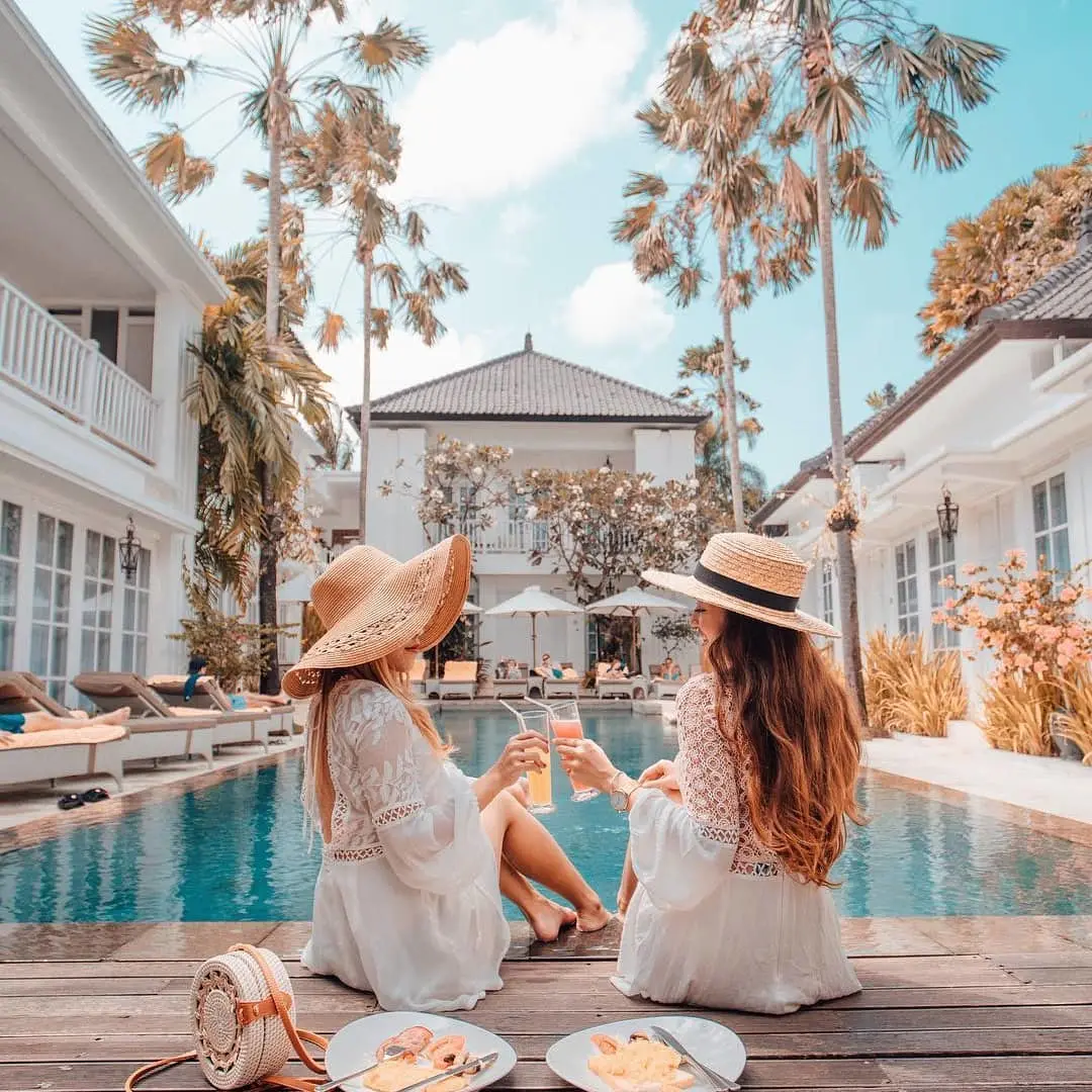 enjoy seminyak express special offer by The Colony Hotel Bali with special complimentary