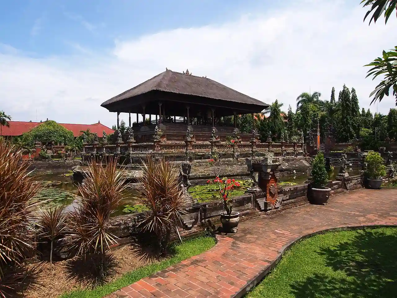 Taman Wisata Kertha Gosa