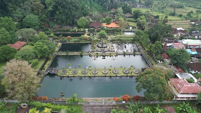 tirta gangga royal water palace bali