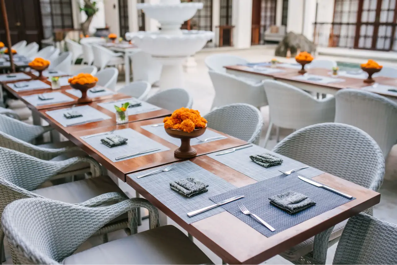 Intimate wedding cost