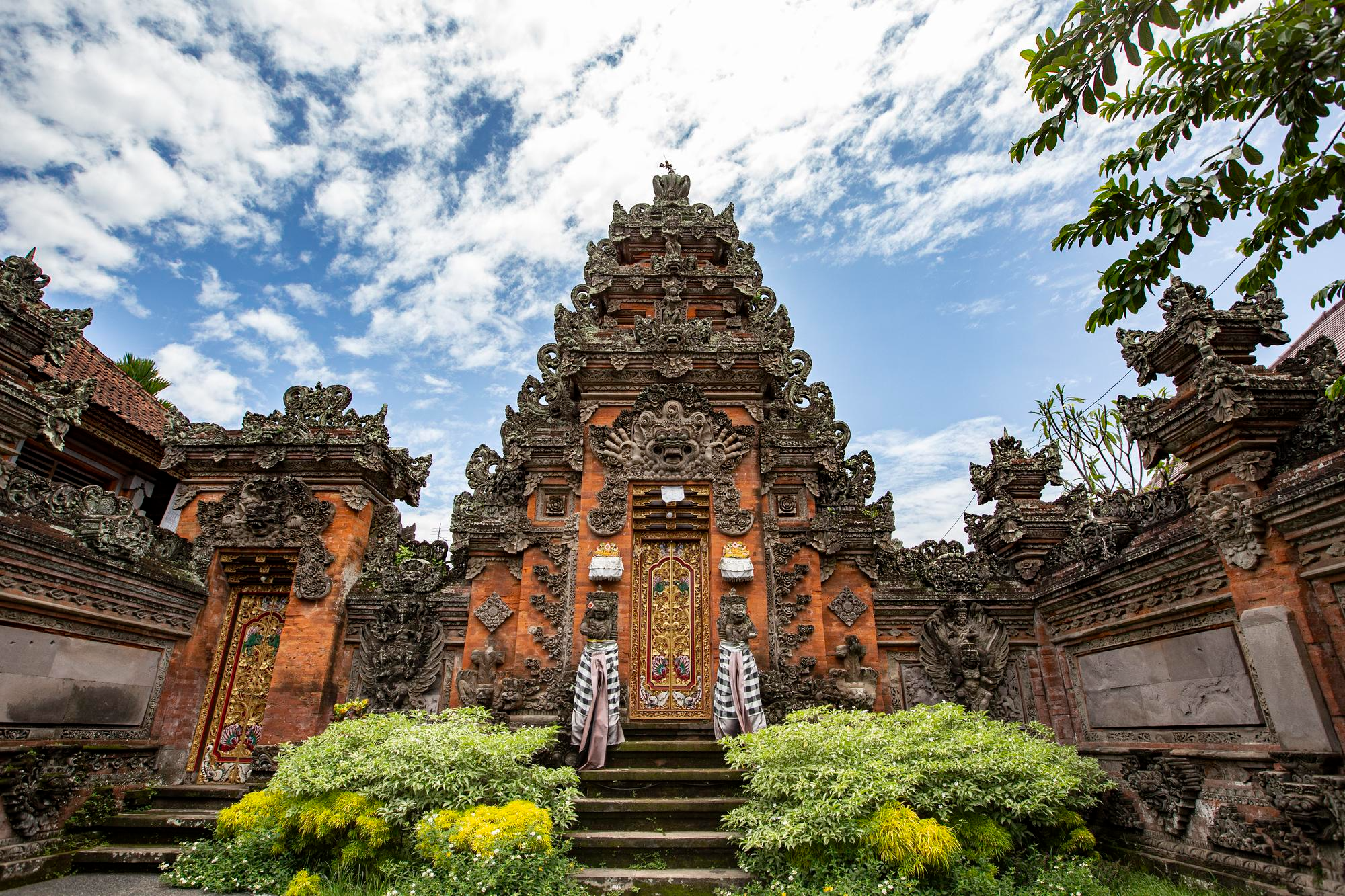 Immerse In Ubud’s Rich Cultural Heritage