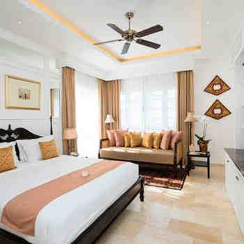 King Bed Seminyak Colony