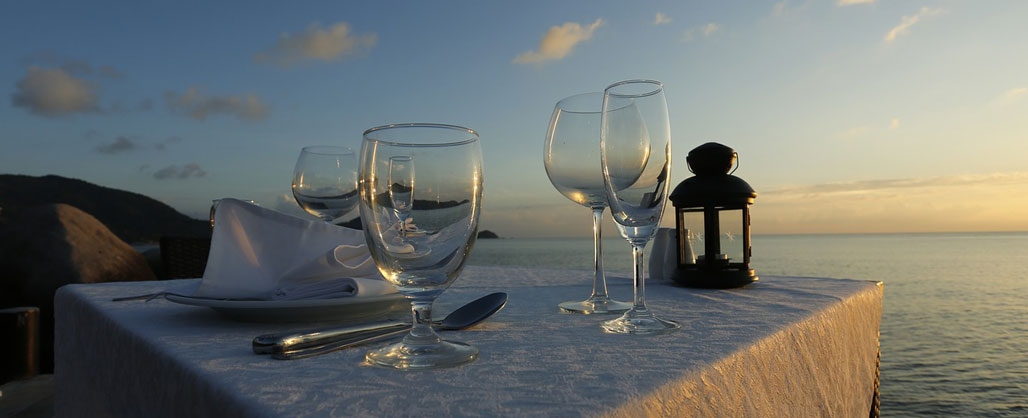 romantic dinner - honeymoon in bali