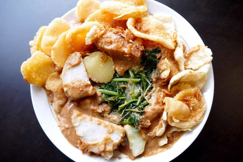 food in Bali : Gado gado