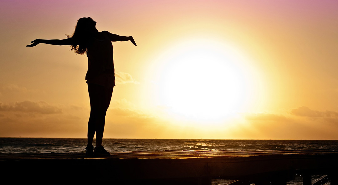 women with the sun enjoy weather in Bali