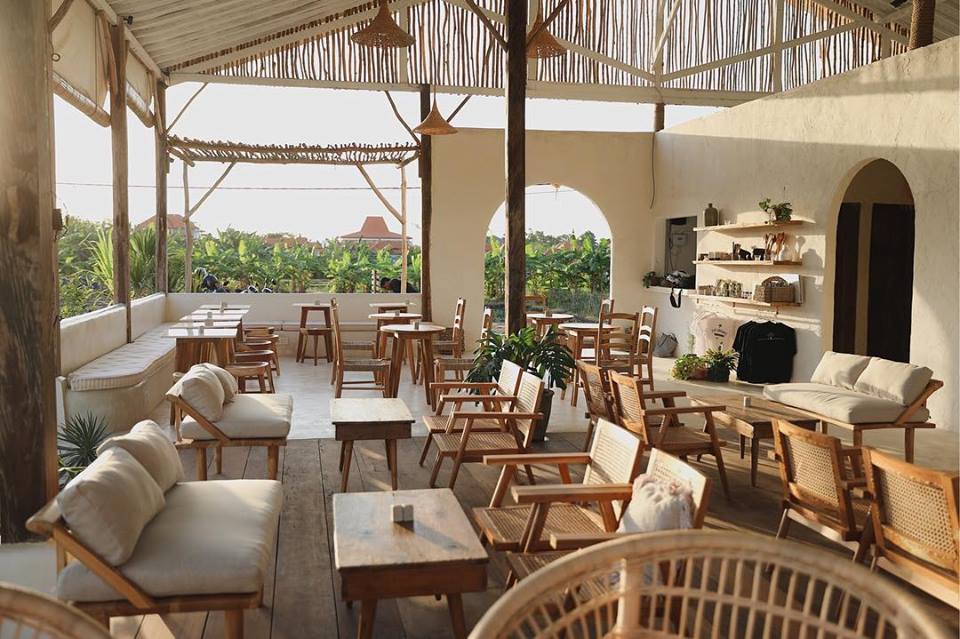 Recommended Places for Breakfast in Seminyak - The Colony Hotel Bali