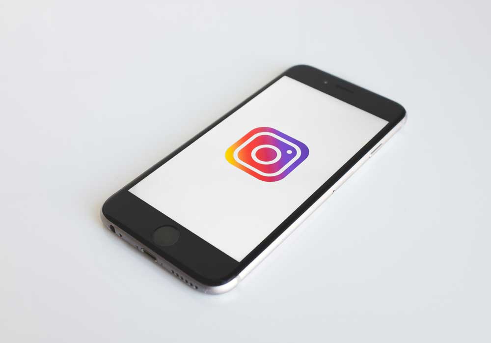 instagram logo