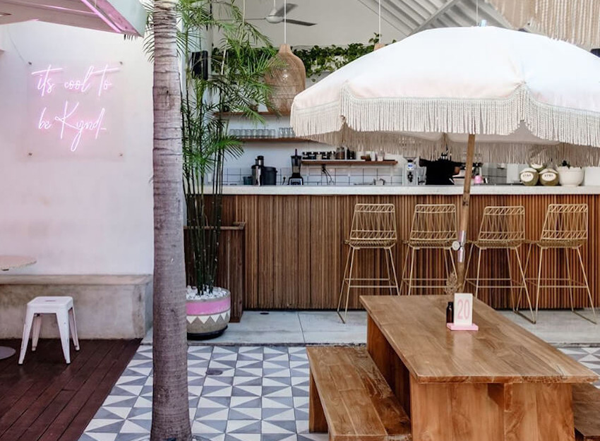Top 5 Breakfast Spots in Seminyak 2020 - The Colony Hotel Bali