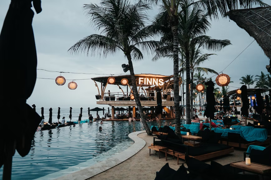 Finns beach club Bali